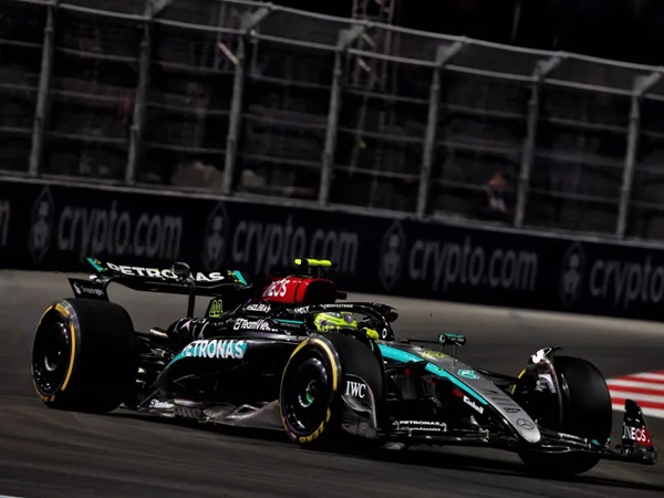 Hasil FP1 F1 GP Las Vegas: Hamilton Pimpin Dominasi Mercedes