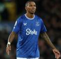 Ashley Young Kecewa Everton Gagal Kalahkan Brentford, Tapi ...