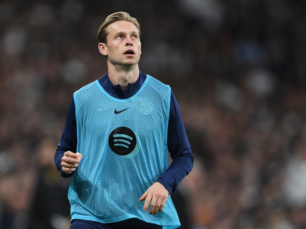 Frenkie de Jong Dikecam Para Penggemar Barcelona