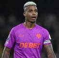 Jadi Bek Tengah, Gary O'Neil Puji Performa Mario Lemina