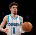 LaMelo Ball Cetak 50 Poin, Hornets Dikalahkan Bucks