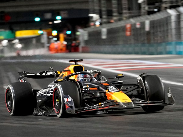 Max Verstappen bangga bisa raih gelar juara dunia lagi.