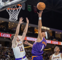 Austin Reaves Sadar Lakers Masih Lemah di Sektor Defense