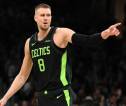 Kristaps Porzingis Full Senyum Usai Celtics Bantai Clippers