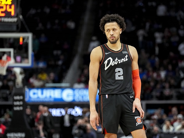 Cade Cunningham dipuji oleh pelatihnya, JB Bickerstaff.