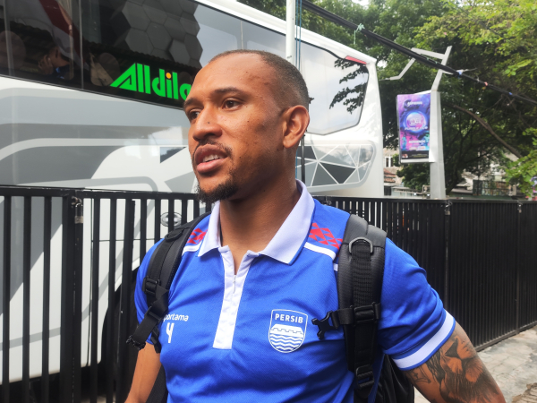 Bek Persib, Gustavo Franca