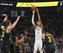 Spurs Jaga Peluang Lolos Piala NBA dengan Sikat Jazz