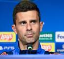 Thiago Motta Konfirmasi Dua Pemain Juventus yang Starter Lawan Aston Villa