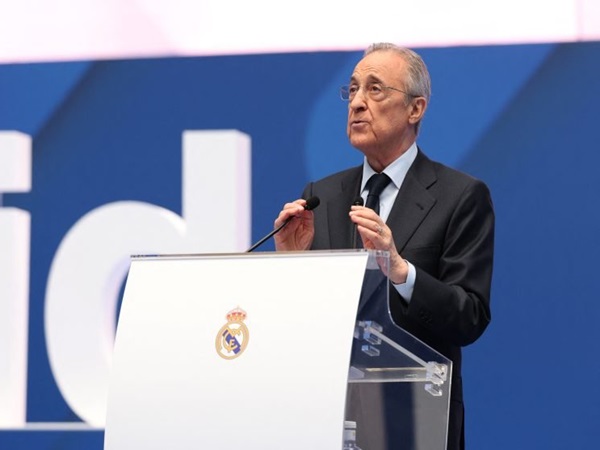 Florentino Perez Adakan Pertemuan dengan Ancelotti Usai Dilindas Liverpool