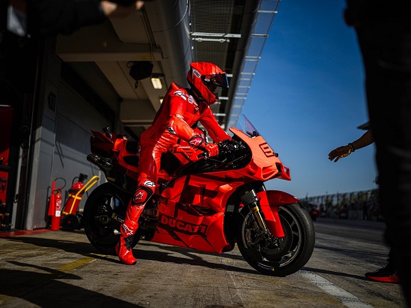 Marc Marquez punya tekad besar bersama tim pabrikan Ducati.