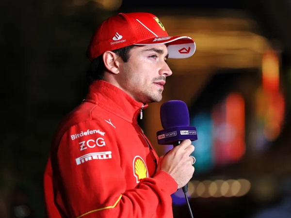 Charles Leclerc Menjernihkan Suasana dengan Carlos Sainz