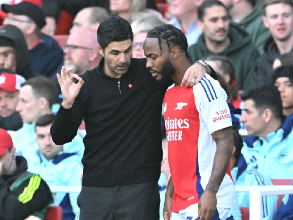 Mikel Arteta dan Raheem Sterling