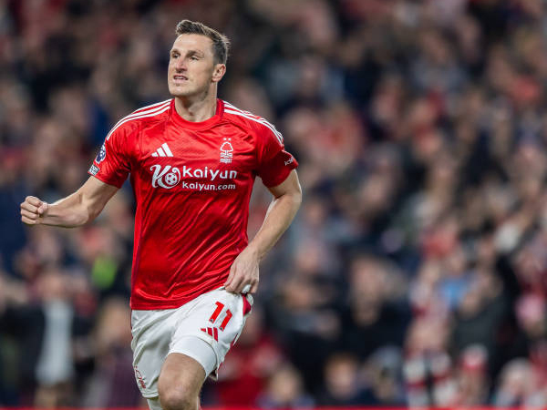 Chris Wood Samai Rekor Bryan Roy, Nottingham Forest Kalahkan Ipswich 1-0