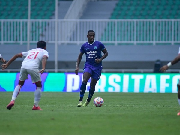 Gelandang Persita Tangerang, Bruno Da Cruz