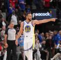 Stephen Curry Tak Khawatir dengan Kondisi Lututnya