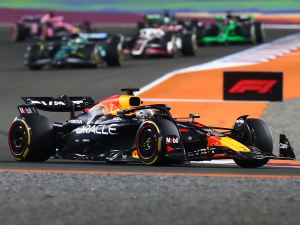 Max Verstappen petik kemenangan manis di F1 GP Qatar.