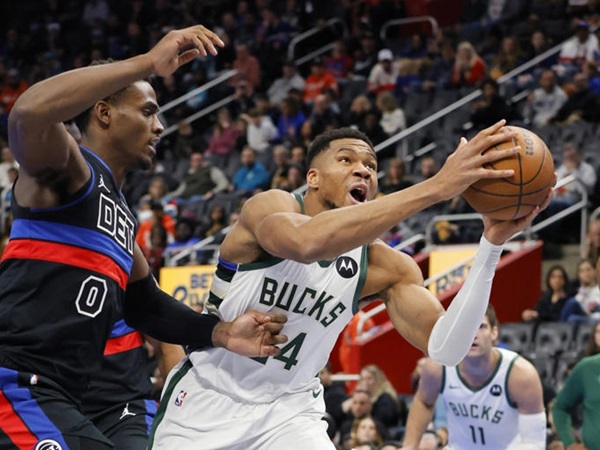 Milwaukee Bucks Hancurkan Pistons di Ajang Piala NBA