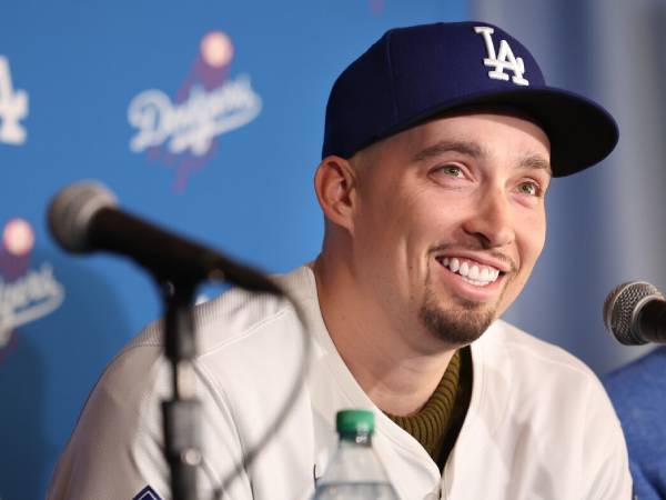 Blake Snell Gabung Dodgers, Sebut Keputusannya "Sangat Mudah"