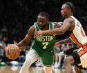 Jaylen Brown Tak Gentar Hadapi Permainan Fisik Pistons