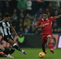 Liverpool Tertahan di St James' Park, Kelleher dan Gravenberch Jadi Sorotan