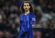 Mike Dean Akui Kesalahan Dua Tahun Lalu yang Libatkan Marc Cucurella