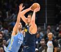 Nikola Jokic Lewati Rekor Magic Johnson Saat Kalah dari Cavs