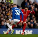 Cuaca Ekstrem Tunda Laga Derby Merseyside Antara Everton dan Liverpool