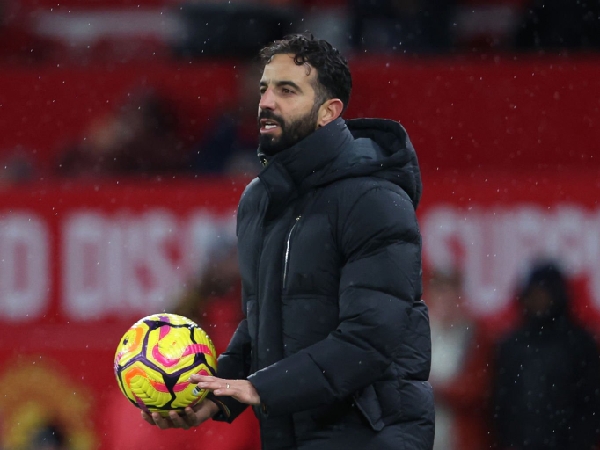 Gary Neville Sarankan Ruben Amorim Tiru Strategi Enzo Maresca di Man United