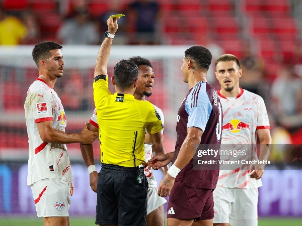 Aston Villa vs RB Leipzig, Unai Emery Harus Belajar dari Pertemuan Pramusim