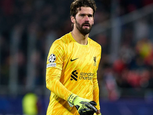 Alisson Becker Tampil Apik di Laga Comeback, Arne Slot Beri Pujian