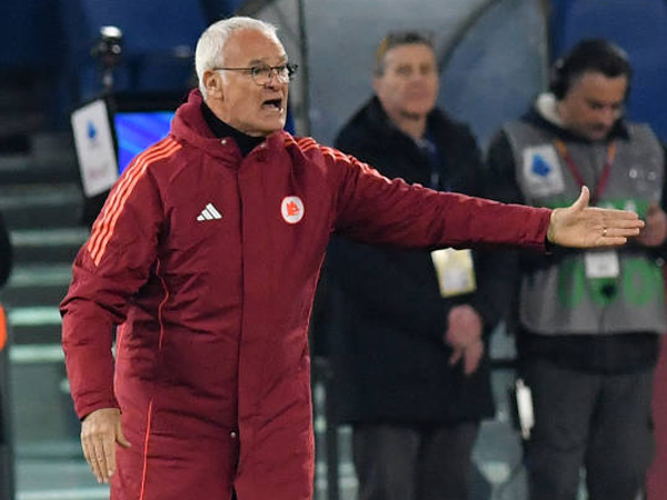 Claudio Ranieri Akui AS Roma Akan Cari Pelatih Baru untuk Musim Depan