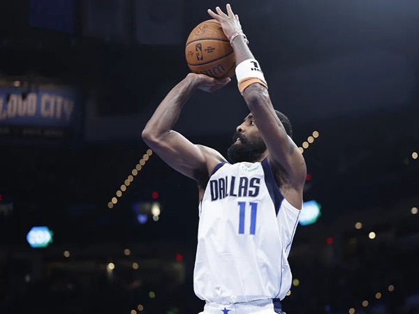 Mavericks Disingkirkan Thunder, Legenda NBA Ledek Kyrie Irving