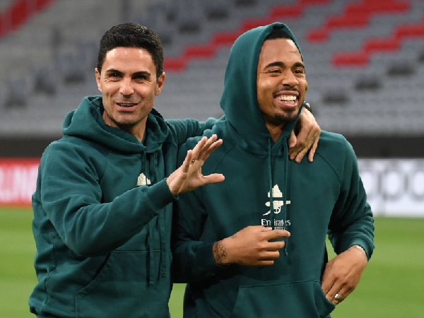 Mikel Arteta dan Gabriel Jesus