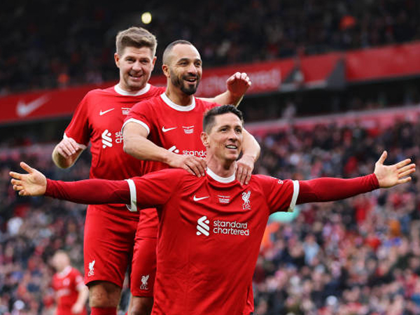 Laga Amal, Liverpool FC Legends Tantang Chelsea FC Legends di Anfield