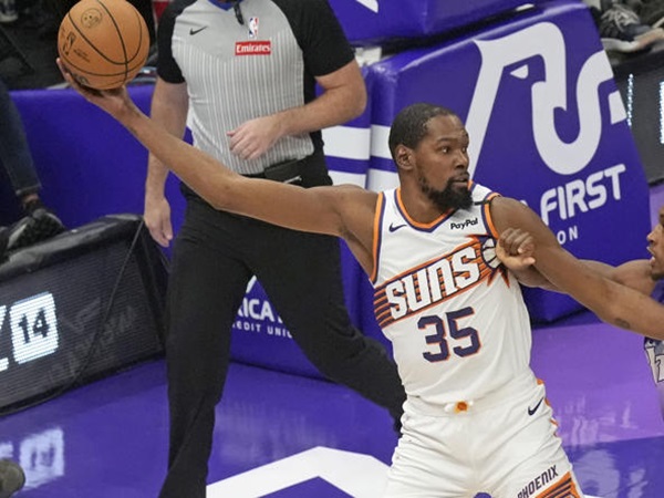 Suns Pecundangi Jazz Berkat Performa Gemilang Durant