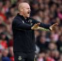 Sean Dyche Puji Perkembangan Everton di Premier League