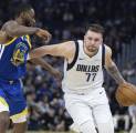 Luka Doncic Cetak Triple-double Saat Mavericks Bungkam Warriors