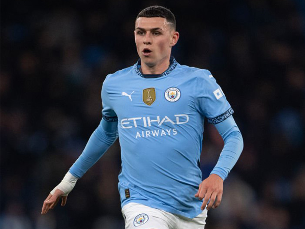 Lupakan MU, Phil Foden Minta Manchester City Bangkit