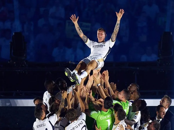 Toni Kroos Senang Diberi Penghargan Golden Man