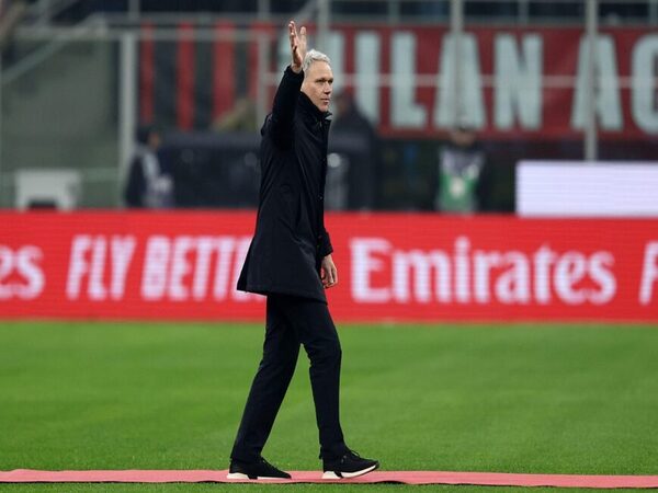 Van Basten: AC Milan Butuh Lebih Banyak Pemain Italia