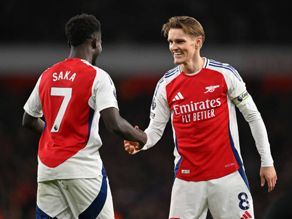 Arsenal Dinilai Terlalu Bergantung Pada Martin Odegaard dan Bukayo Saka