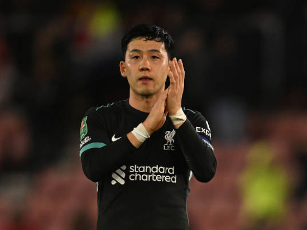 Arne Slot Soroti Peran Penting Wataru Endo di Laga Kontra Southampton