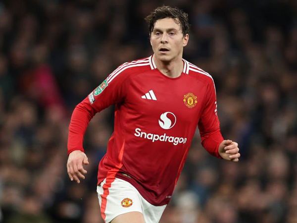 Victor Lindelof.