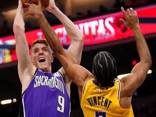 Gabe Vincent Percaya Pertahanan Lakers Sudah Membaik