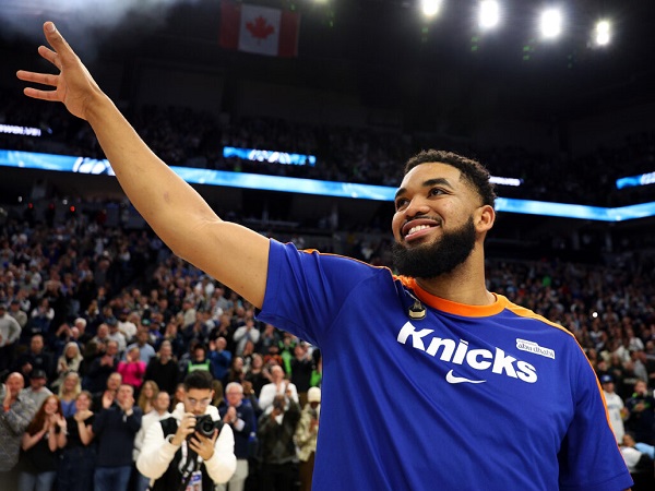 Karl-Anthony Towns terharu setelah diberi sambutan hangat oleh Minnesota Timberwolves.