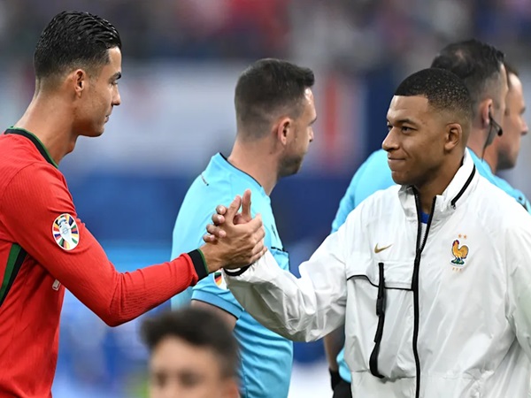 Kylian Mbappe Menyesal Tidak Pernah Main Bersama Cristiano Ronaldo