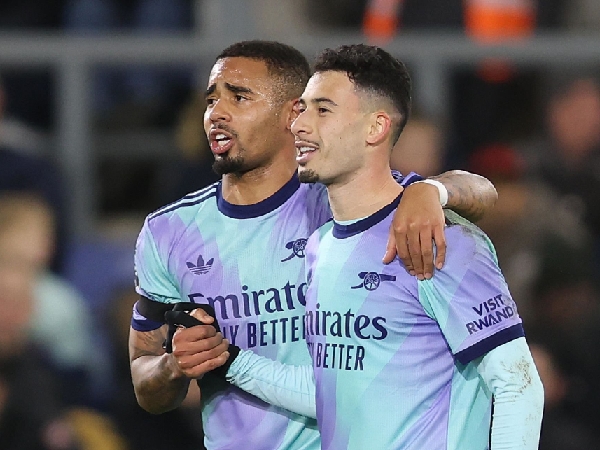 Gabriel Martinelli dan Gabriel Jesus membantu Arsenal mengalahkan Crystal Palace 5-1