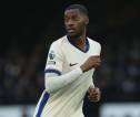 Tosin Adarabioyo Akui Kehebatan Lini Pertahanan Everton