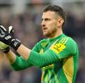 Eddie Howe Tegaskan Newcastle Tak Berniat Melepas Martin Dubravka