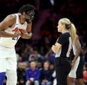 Joel Embiid Diusir Tinggalkan Lapangan, Begini Penjelasan Kepala Kru